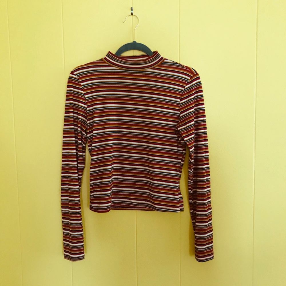 Mock neck striped turtleneck